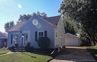 464 Van Allen St SE, Grand Rapids, MI 49548