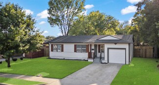1813 Waldrop St, Irving, TX 75061