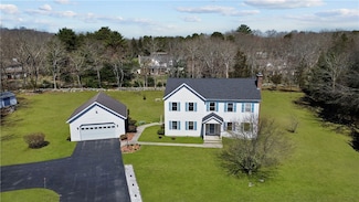 1 Del Bonis Dr, Richmond, RI 02892