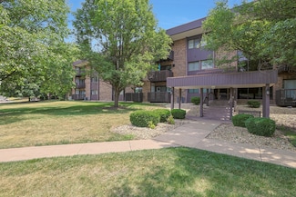 1501 Woodbridge Rd Unit 3E, Joliet, IL 60436