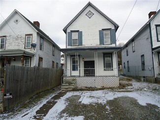 117 3rd St, Waynesburg, PA 15370