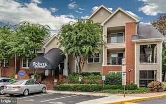 3305 Wyndham Cir Unit 156, Alexandria, VA 22302