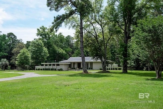 5500 Lakewood Dr, Fairhope, AL 36532
