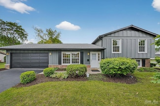 475 Burr Oak Dr, Lake Zurich, IL 60047