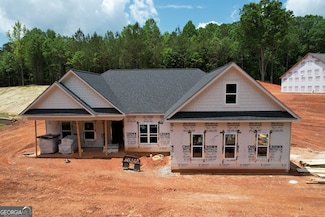 327 Ayers Creek Dr, Toccoa, GA 30577