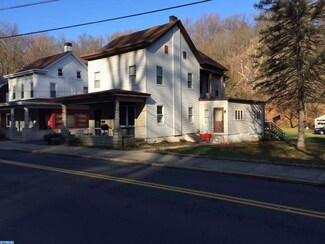 259 W Wyomissing Ave, Mohnton, PA 19540