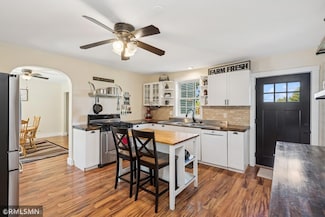 6665 295th St E, Cannon Falls, MN 55009