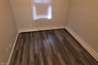 404 Market St Unit 4, Newark, NJ 07105