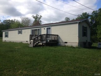 411 Male Rd, Wind Gap, PA 18091