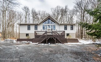 115 Fawn Rd, Pocono Lake, PA 18347
