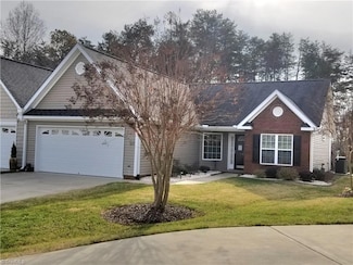 108 Brae Creek Ct, King, NC 27021