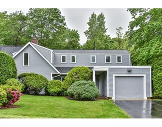3 Blacksmith Rd, Milton, MA 02186