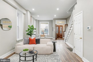 1833 N 2nd St, Harrisburg, PA 17102