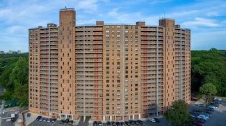 90-50 Union Turnpike Unit 18L, Ridgewood, NY 11385