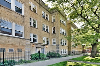 3249 W Cullom Ave Unit 3, Chicago, IL 60618