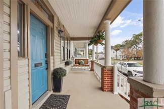 206 W 42nd St, Savannah, GA 31401