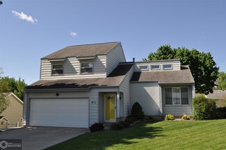 411 Southgate Rd, Carroll, IA 51401