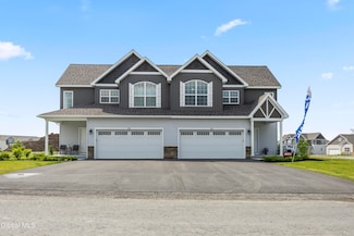 3101 Brianna Blvd, Troy, NY 12180