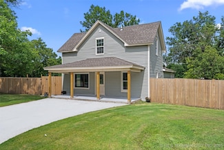 202 N Creek St, Dewey, OK 74029