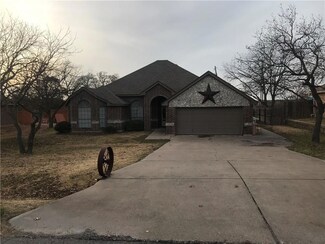 4008 Angelina Ct N, Granbury, TX 76049