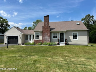 12 Spruce St, South Glens Falls, NY 12803