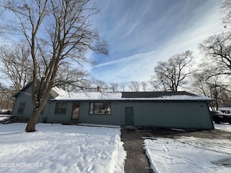 5266 Whiteford Rd, Sylvania, OH 43560