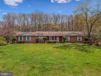 1354 Martinsburg Rd, Berkeley Springs, WV 25411