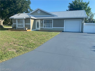 263 Ground Dove Cir, Lehigh Acres, FL 33936