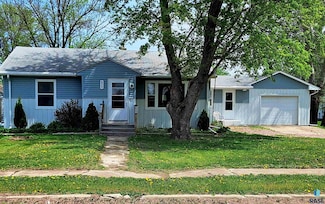 830 N Main Ave, Bridgewater, SD 57319