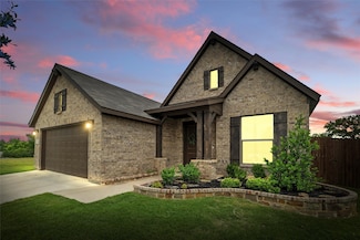 705 Sandy Chip Trail, Fort Worth, TX 76108