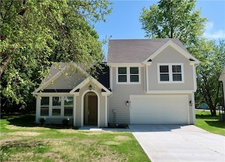 411 W Walnut St, Cleveland, MO 64734