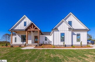 3414 Fairview Rd, Fountain Inn, SC 29644