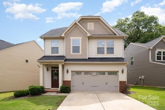 1825 Evergreen Dr, Charlotte, NC 28208