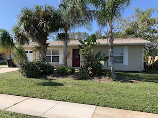 882 SW Ivanhoe Dr, Port Saint Lucie, FL 34983