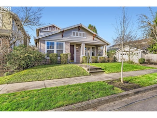 1689 NE 63rd Ave, Hillsboro, OR 97124