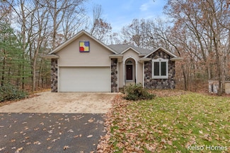 4078 Wildwood Dr Unit 28, Allegan, MI 49010