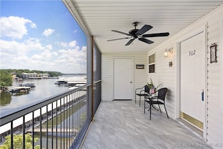 40 Lighthouse Rd Unit 1-302, Lake Ozark, MO 65049