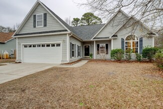 5205 Woods Edge Rd, Wilmington, NC 28409