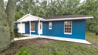 611 4th St, Wildwood, FL 34785