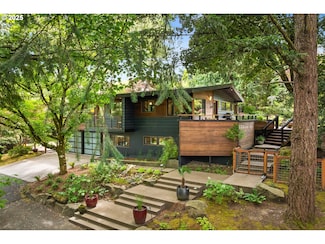 5220 SW Shattuck Rd, Portland, OR 97221