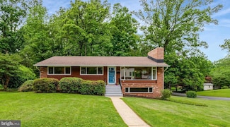 3900 Terrace Dr, Annandale, VA 22003