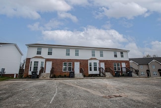 2078 Tynewood Dr, Clarksville, TN 37042