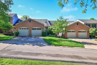 5399 Londonderry Dr, Cincinnati, OH 45241