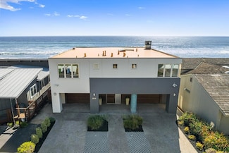 618 Beach Dr, Aptos, CA 95003
