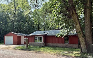 1045 S Creve Coeur Ave, Creve Coeur, IL 61610