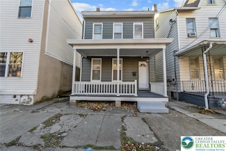129 S 13th St, Easton, PA 18042
