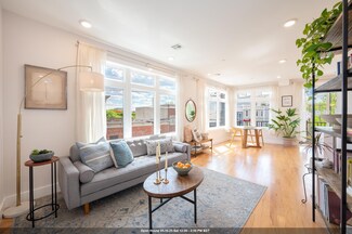 370 1st St Unit 301, Jersey City, NJ 07302
