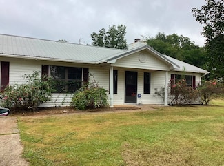 2467 Will Logan Rd, Ozark, AL 36360