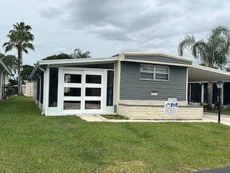 4811 Dove Dr, Zephyrhills, FL 33541