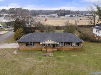 801 W Arbor Dr NW, Huntsville, AL 35811